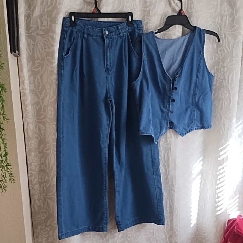 Stylish Blue Denim Wide Leg Pants and Vest Set